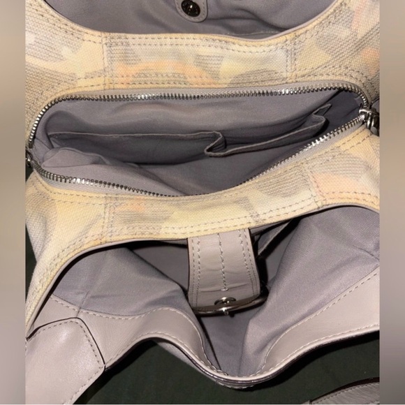 Coach Gray and Cream Shoulder Bag - Picture 9 of 10